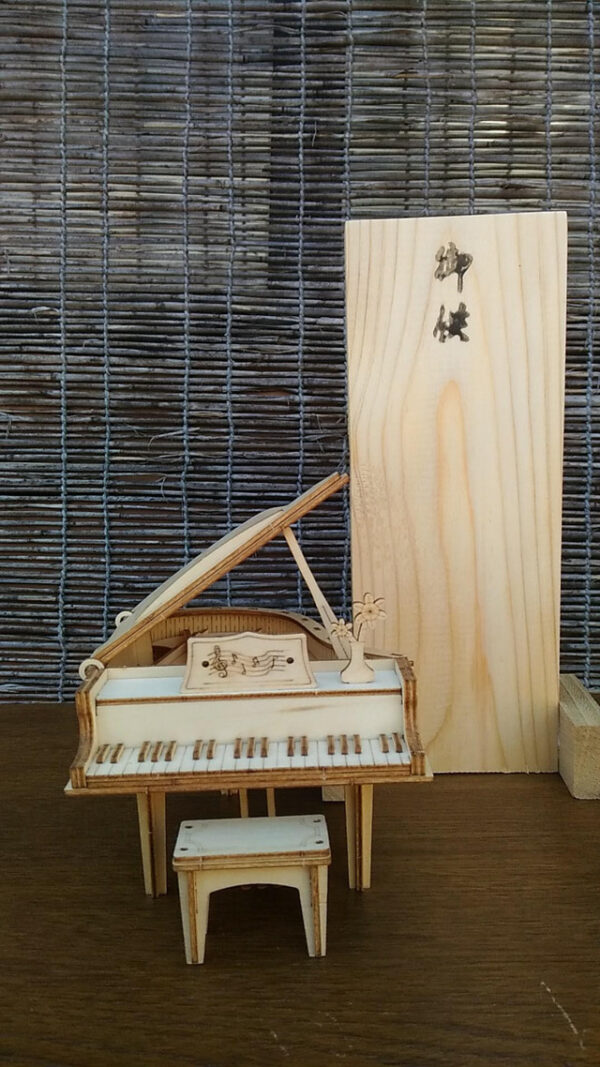 納棺用ピアノ